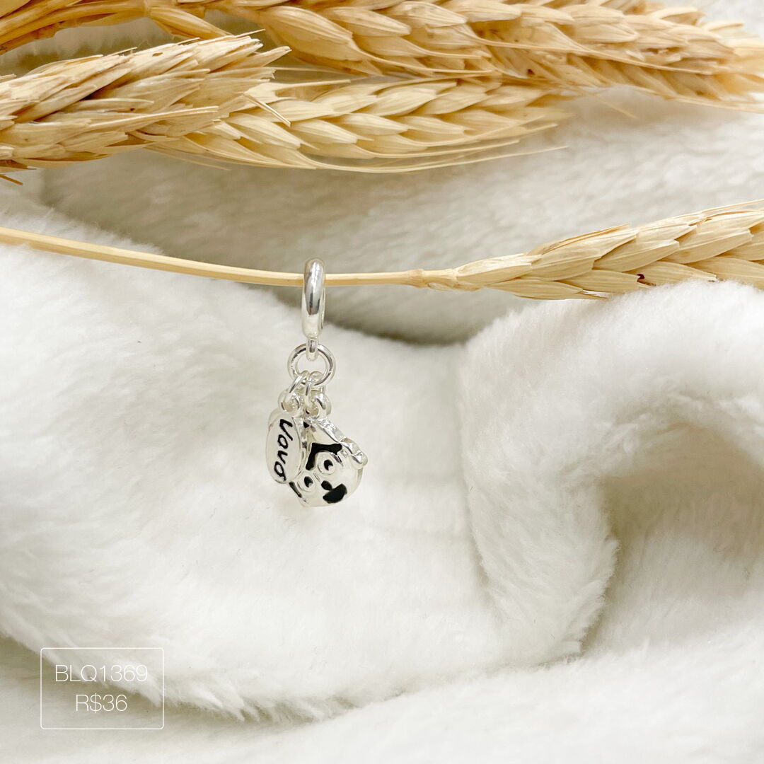 Berloque Vovó Pendurado Esmaltado Prateado